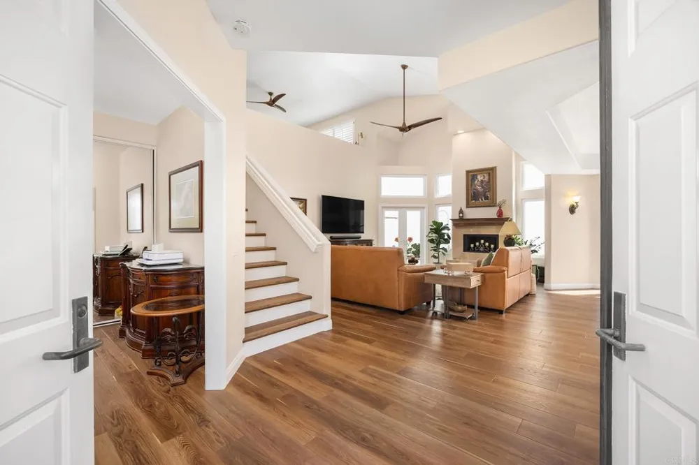 4994 Lamia Way Oceanside, CA 92056