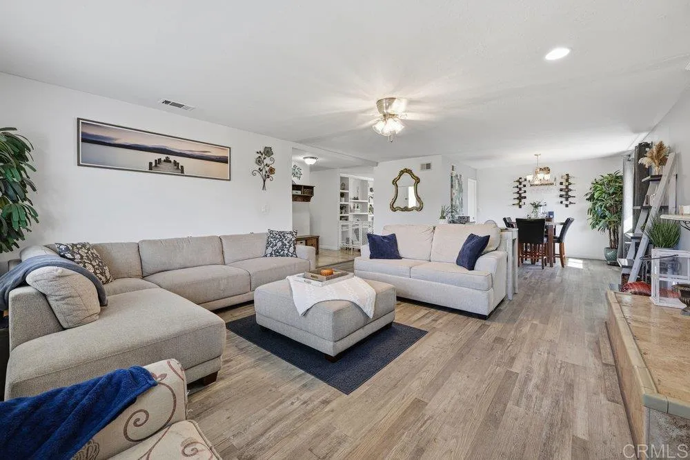 1626 David Dr. Escondido, CA 92026