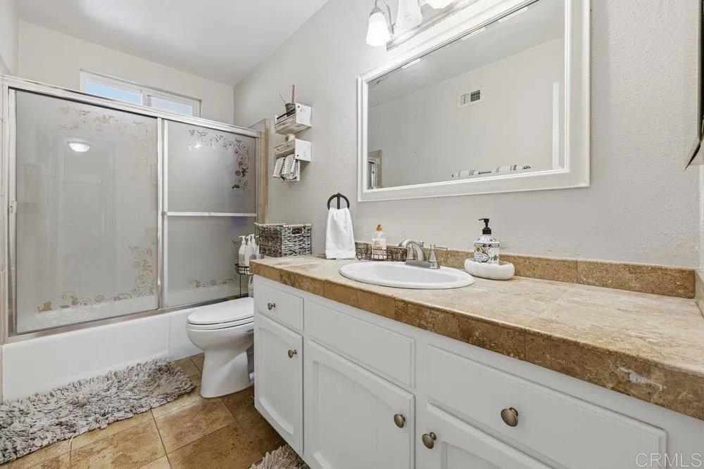 1626 David Dr. Escondido, CA 92026