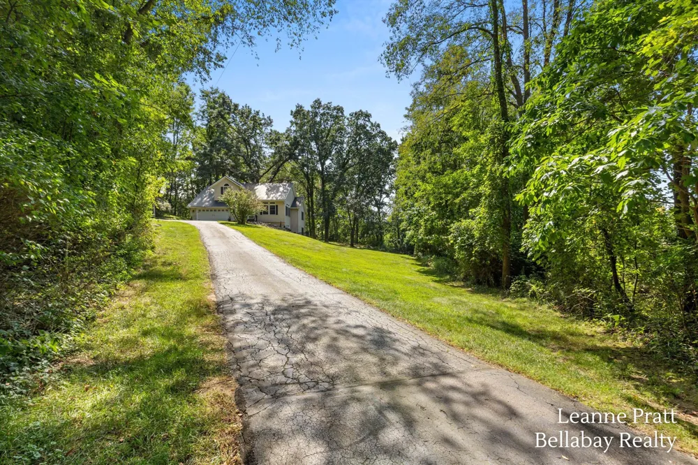 2575 Heath Road Hastings, MI 49058