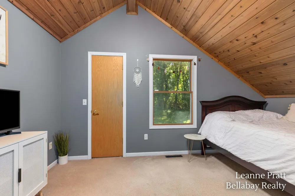 2575 Heath Road Hastings, MI 49058