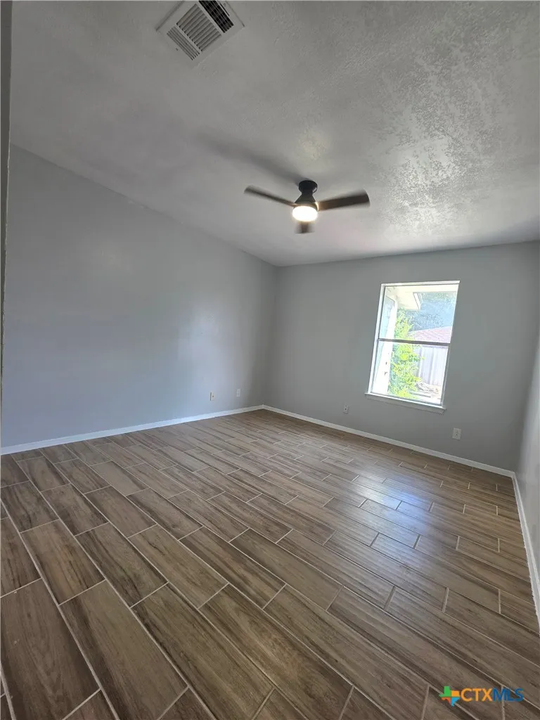 1205 Charisse Street #B Killeen, TX 76543