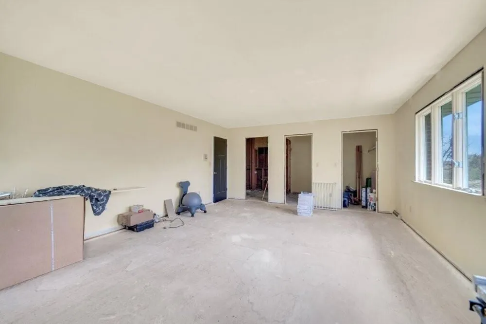 809 W 126th Court Crown Point, IN 46307