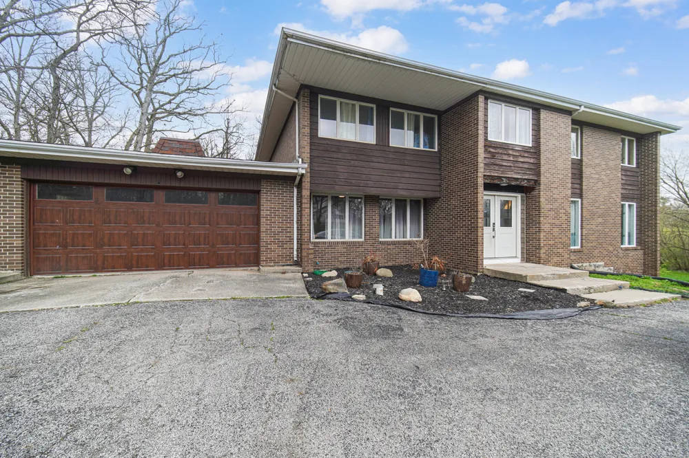 809 W 126th Court Crown Point, IN 46307