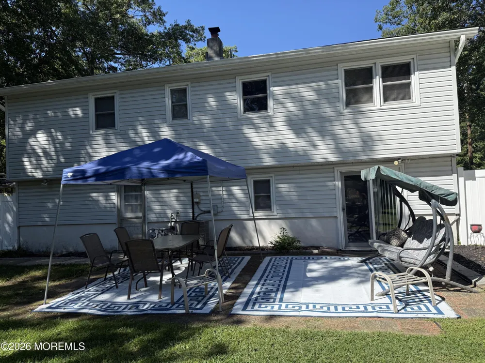 43 Walter Drive Jackson, NJ 08527