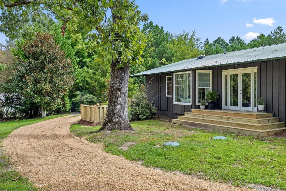 223 County Road 644 Mentone, AL 35984