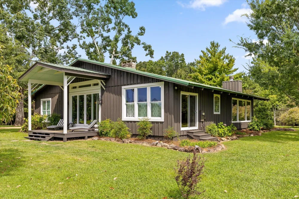 223 County Road 644 Mentone, AL 35984