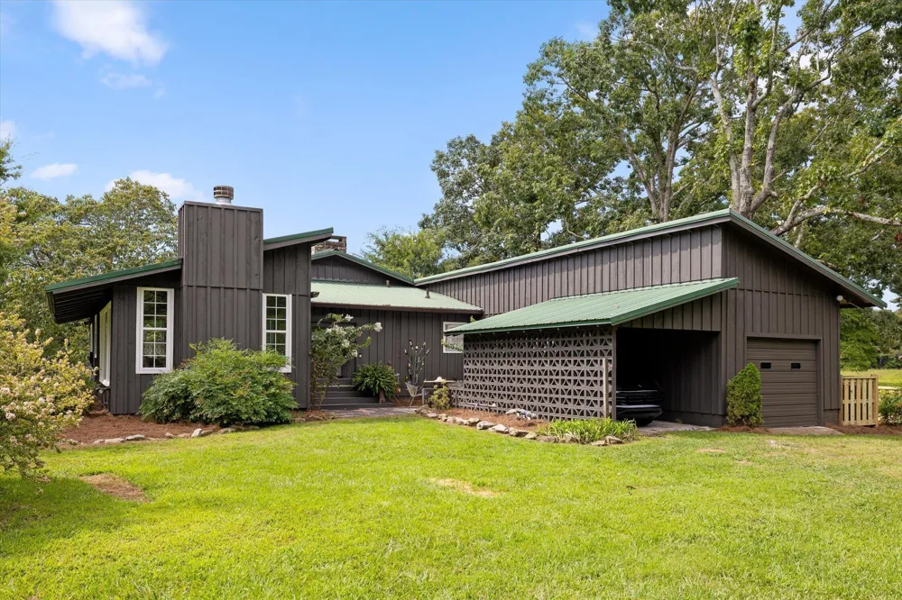 223 County Road 644 Mentone, AL 35984
