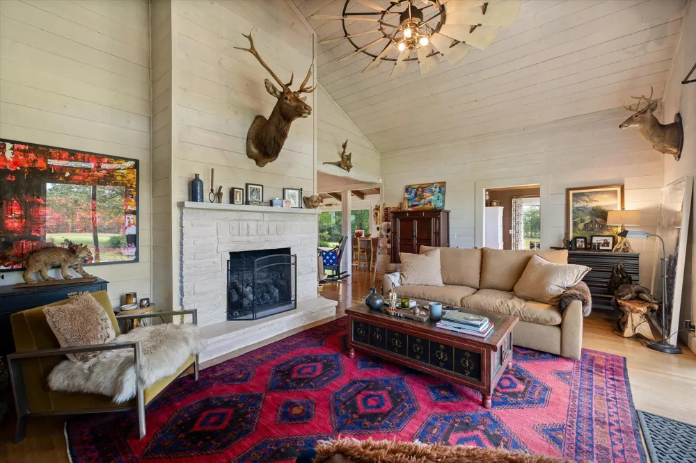 223 County Road 644 Mentone, AL 35984