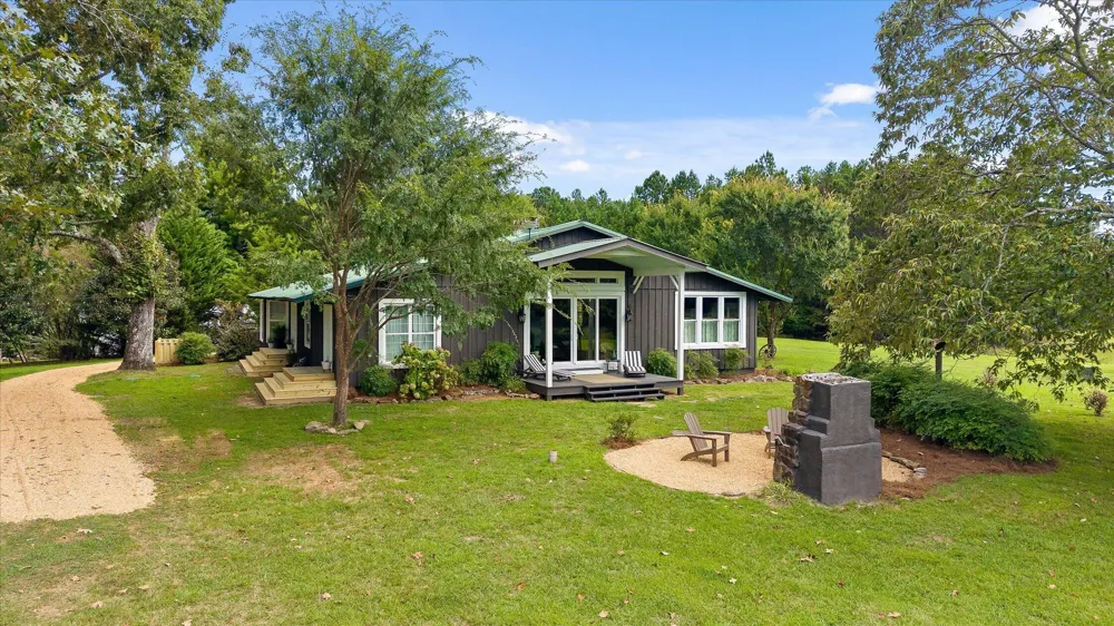 223 County Road 644 Mentone, AL 35984