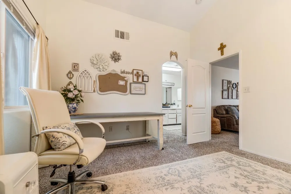 699 Haliburton Way Coalinga, CA 93210