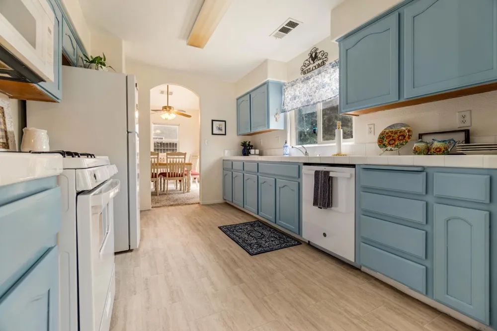 699 Haliburton Way Coalinga, CA 93210