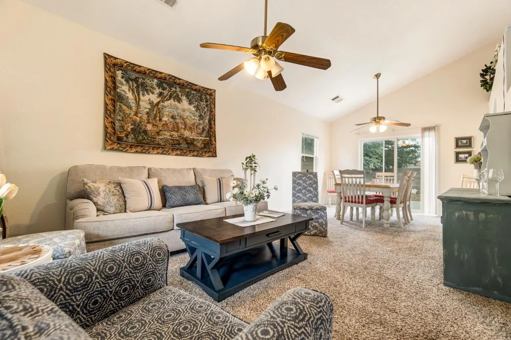 699 Haliburton Way Coalinga, CA 93210