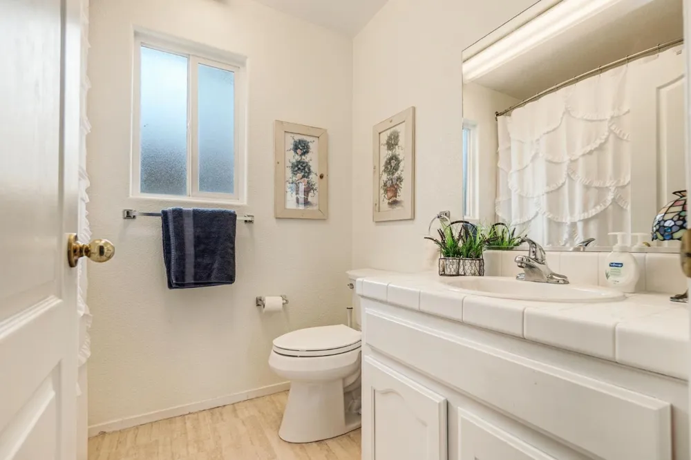 699 Haliburton Way Coalinga, CA 93210