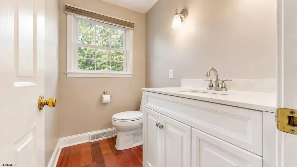 1401 Woodlynne Blvd Linwood, NJ 08221