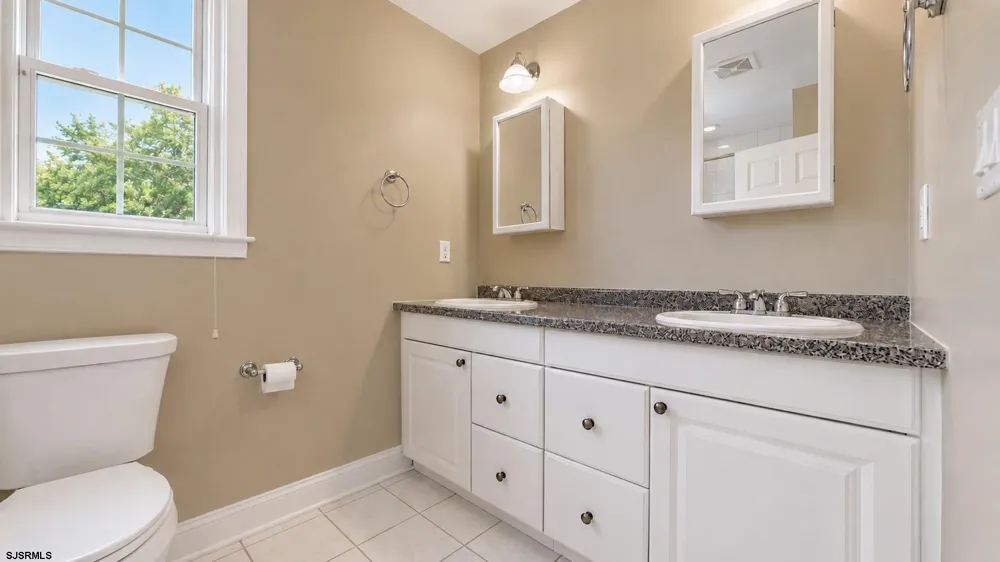 1401 Woodlynne Blvd Linwood, NJ 08221