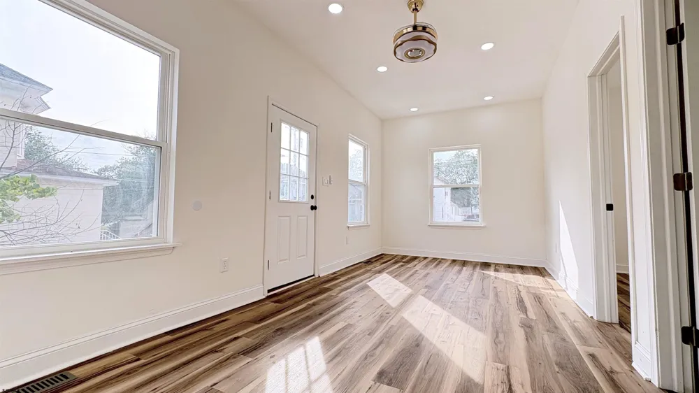 114 S Chester Ave Pleasantville, NJ 08232