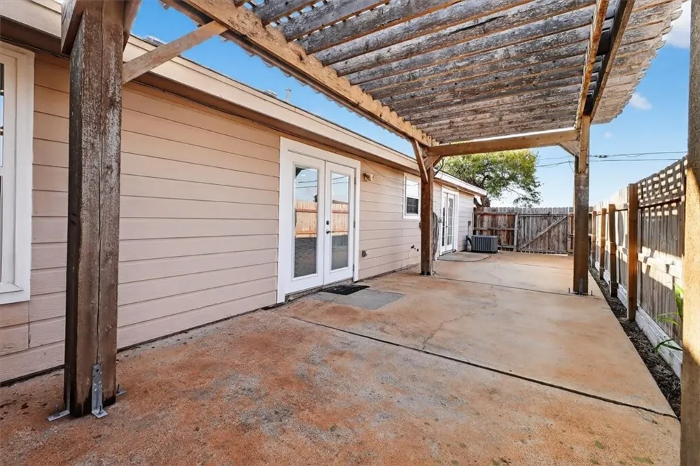 6834 Sandra #101 Corpus Christi, TX 78414