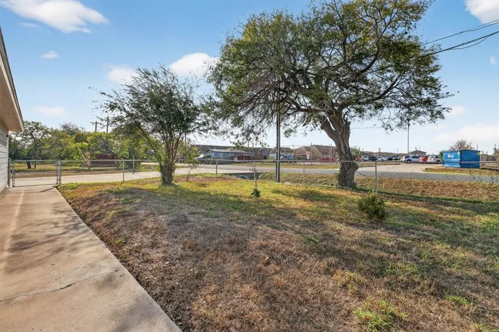 6834 Sandra #101 Corpus Christi, TX 78414