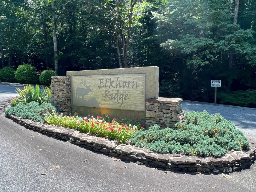 Elkhorn Ridge Dr Franklin, NC 28734