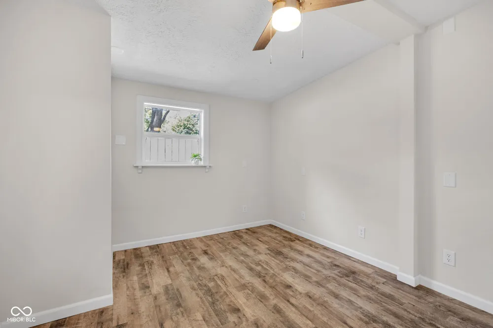 4109 Weaver Avenue Indianapolis, IN 46227