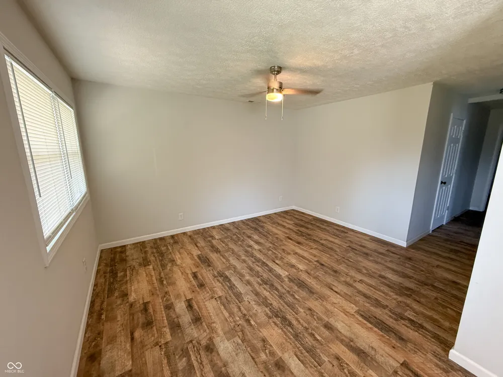 4109 Weaver Avenue Indianapolis, IN 46227