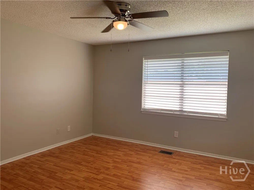 901 Olmstead Drive Hinesville, GA 31313