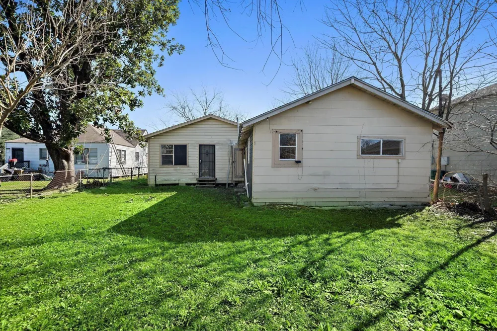 128 Kress Street Houston, TX 77020