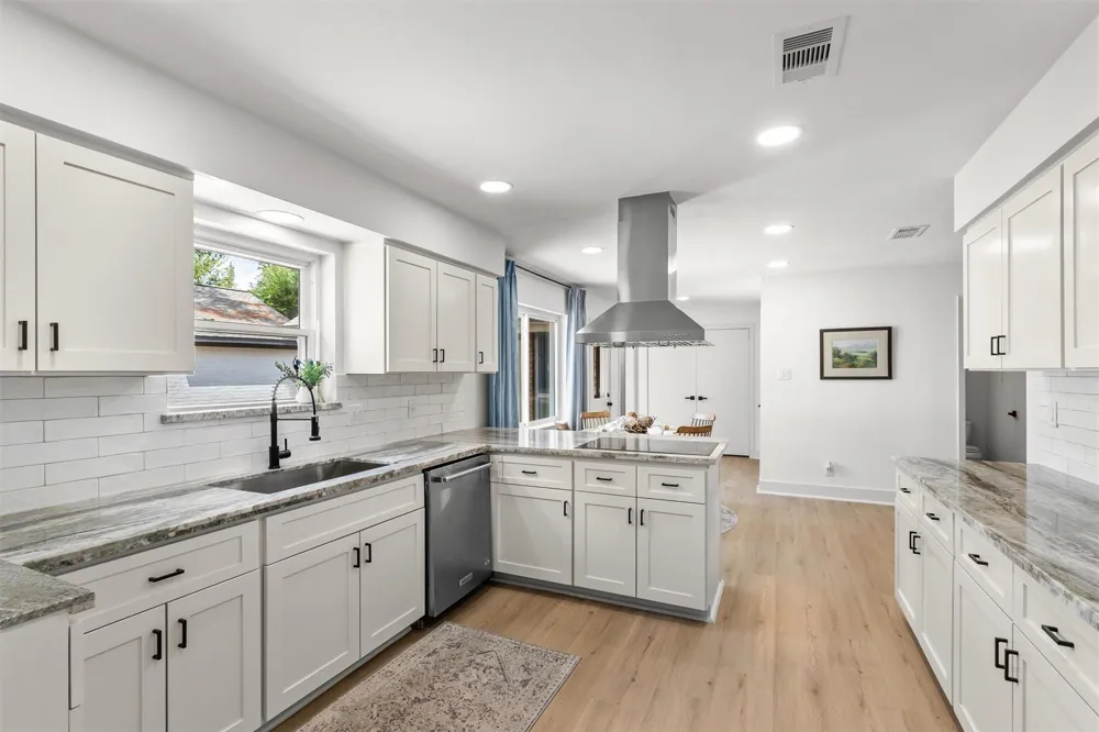 2218 Parana Drive Houston, TX 77080
