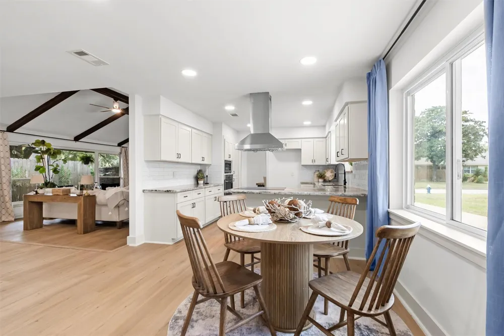 2218 Parana Drive Houston, TX 77080