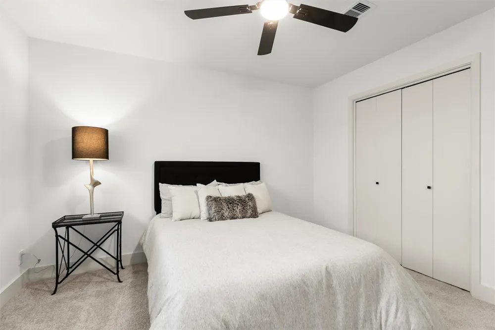 2218 Parana Drive Houston, TX 77080