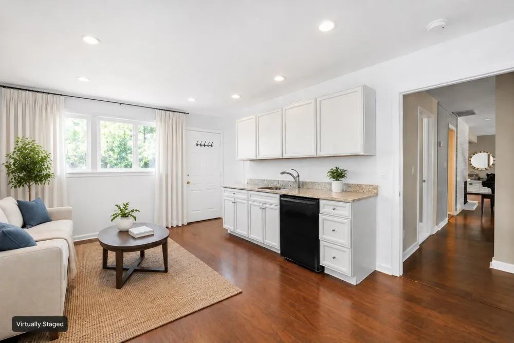 926 NORGATE DR Ridgewood, NJ 07450