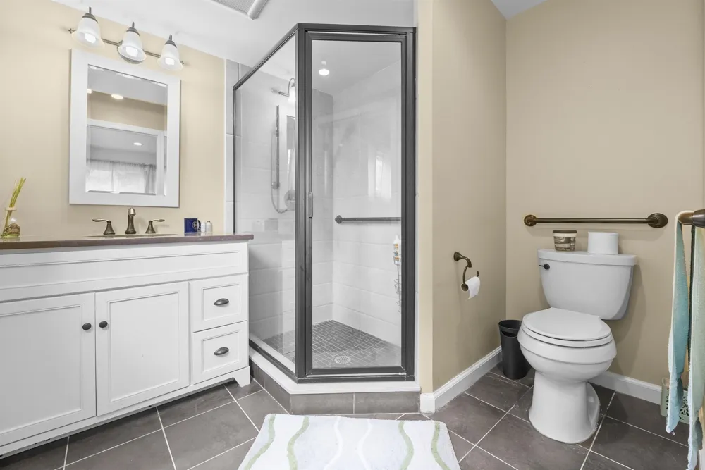 926 NORGATE DR Ridgewood, NJ 07450