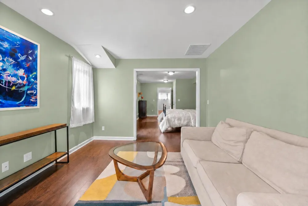 926 NORGATE DR Ridgewood, NJ 07450