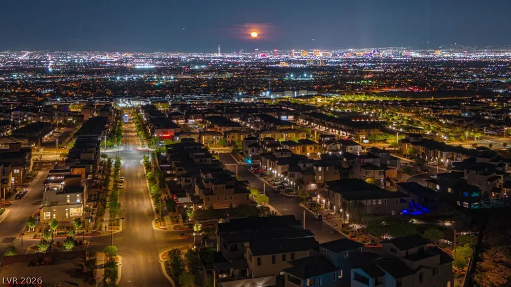 11872 Pelican Butte Avenue Las Vegas, NV 89138