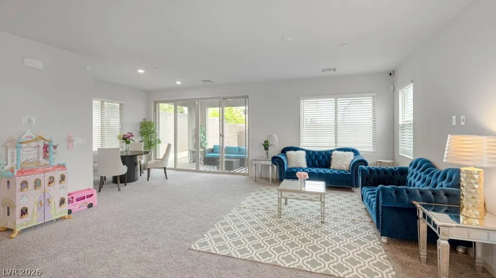 11872 Pelican Butte Avenue Las Vegas, NV 89138