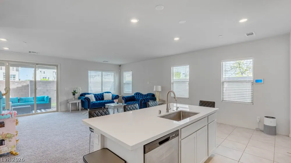 11872 Pelican Butte Avenue Las Vegas, NV 89138