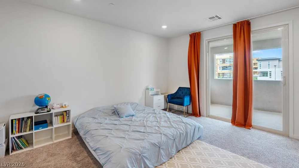 11872 Pelican Butte Avenue Las Vegas, NV 89138