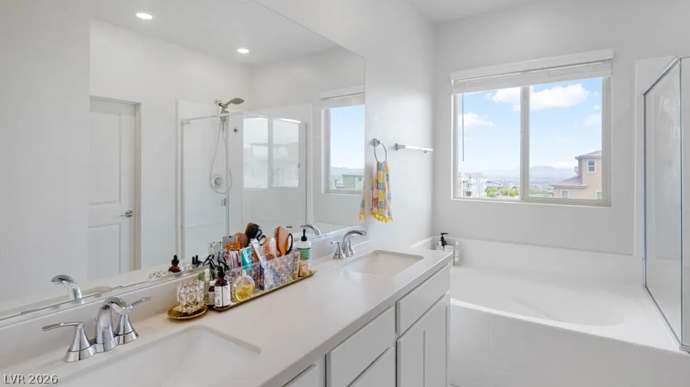11872 Pelican Butte Avenue Las Vegas, NV 89138
