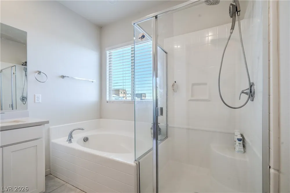 11872 Pelican Butte Avenue Las Vegas, NV 89138
