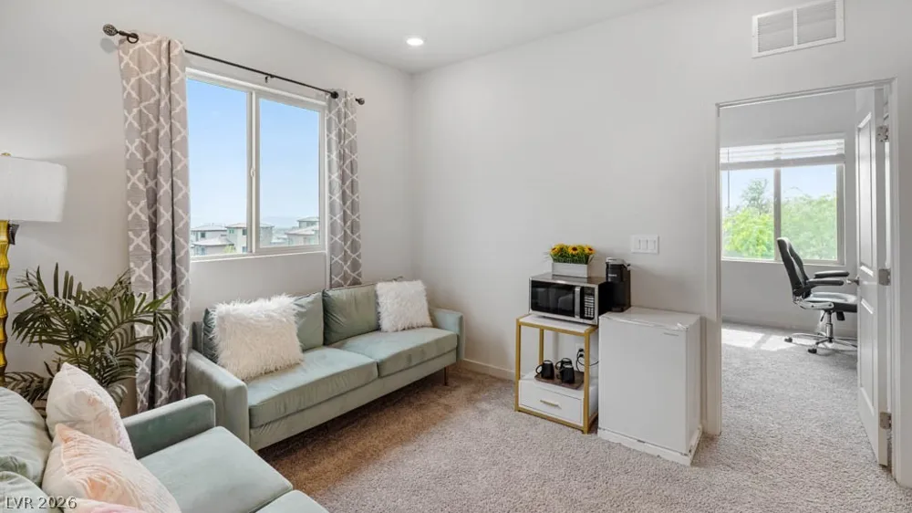 11872 Pelican Butte Avenue Las Vegas, NV 89138
