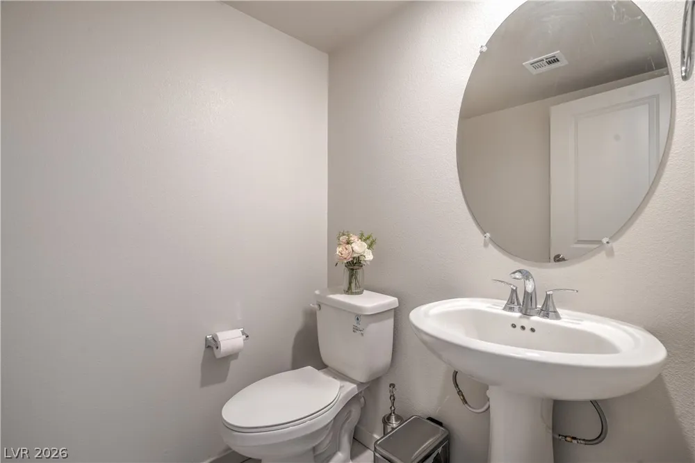 11872 Pelican Butte Avenue Las Vegas, NV 89138