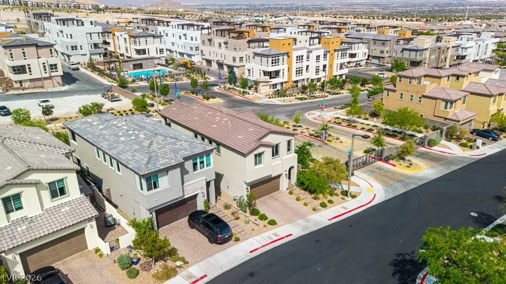 11872 Pelican Butte Avenue Las Vegas, NV 89138