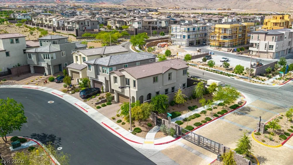 11872 Pelican Butte Avenue Las Vegas, NV 89138