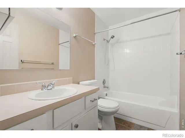 3200 Azalea Drive #E2 Fort Collins, CO 80526
