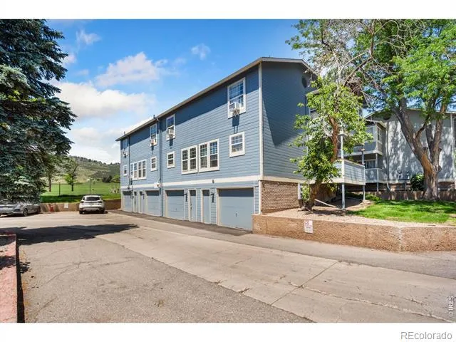 3200 Azalea Drive #E2 Fort Collins, CO 80526