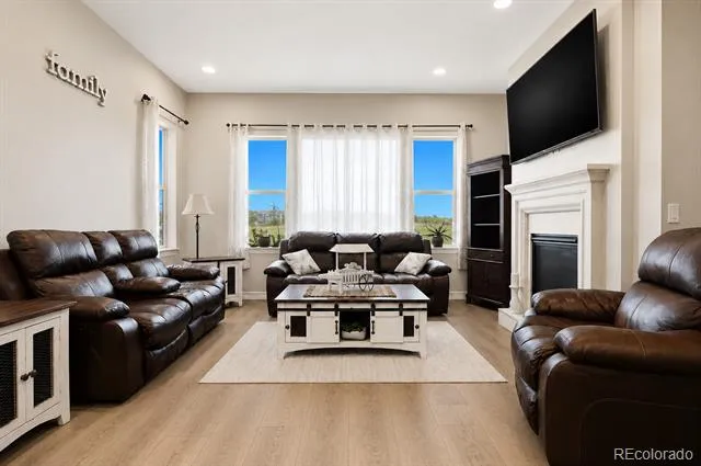 8641 S De Gaulle Court Aurora, CO 80016