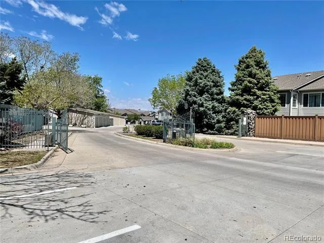 8304 Pebble Creek Way #203 Highlands Ranch, CO 80126