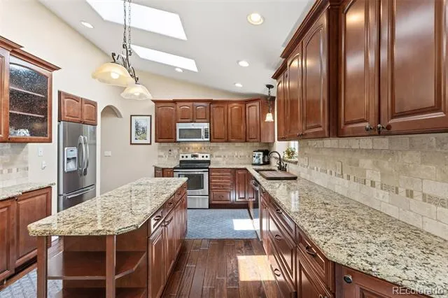 225 Thames Drive Colorado Springs, CO 80906