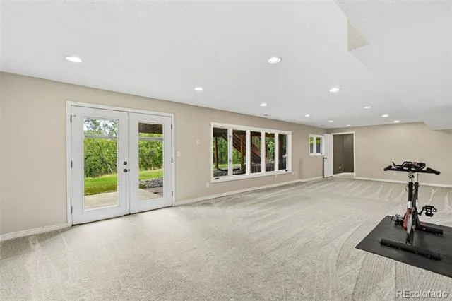 225 Thames Drive Colorado Springs, CO 80906